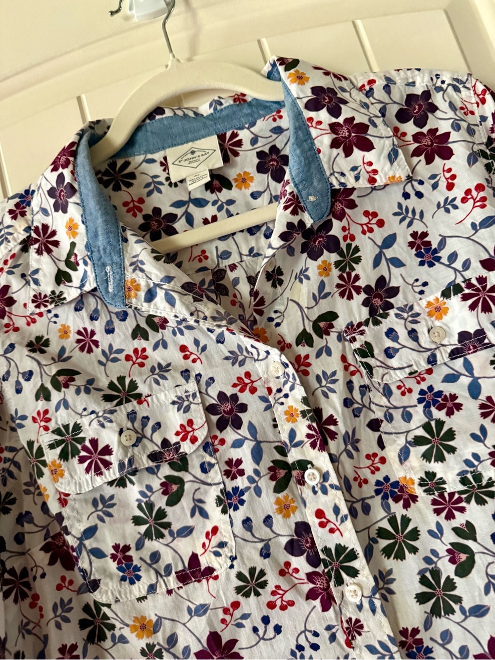 St. John's Bay White Floral Button-Down Shirt Petite L 100% Cotton